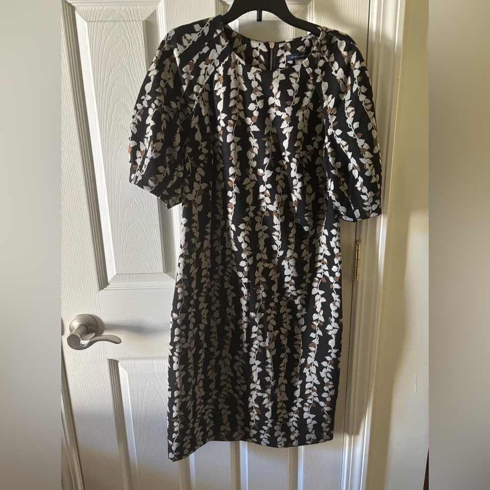 Tommy Hilfiger short sleeve dress in black/tan/cream pattern back zipper size 6